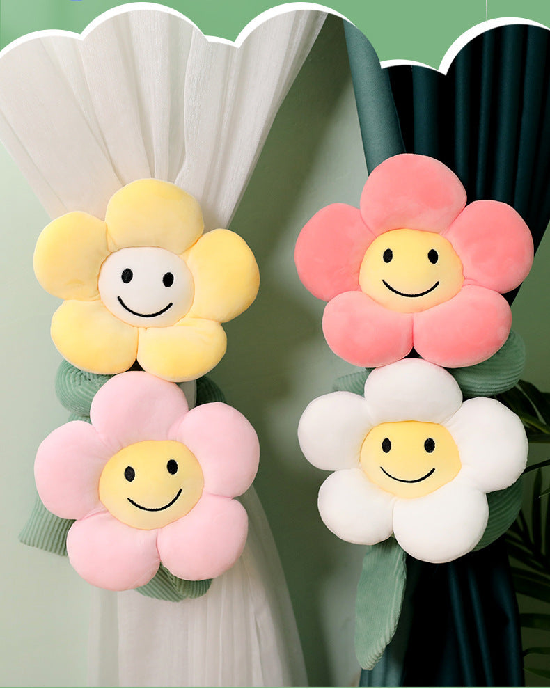 Doll Cute Cartoon Sunflower Curtain Buckle Plush