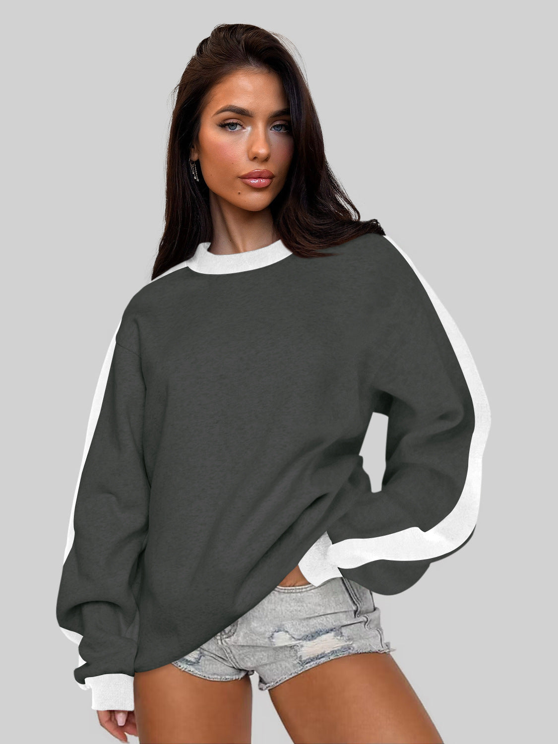 Women's Contrast Color Round Neck Loose Sweater Long-sleeved Top