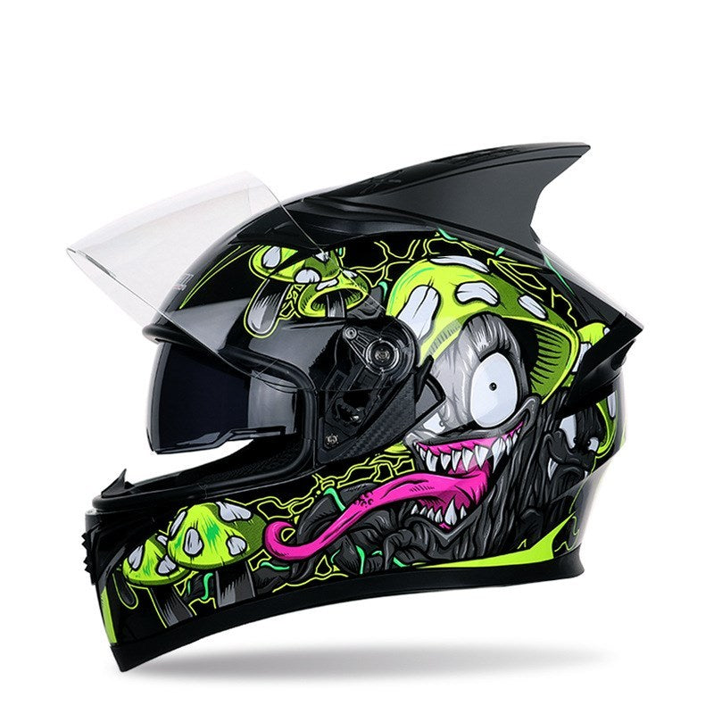 Four seasons corner motorcycle racing helmet