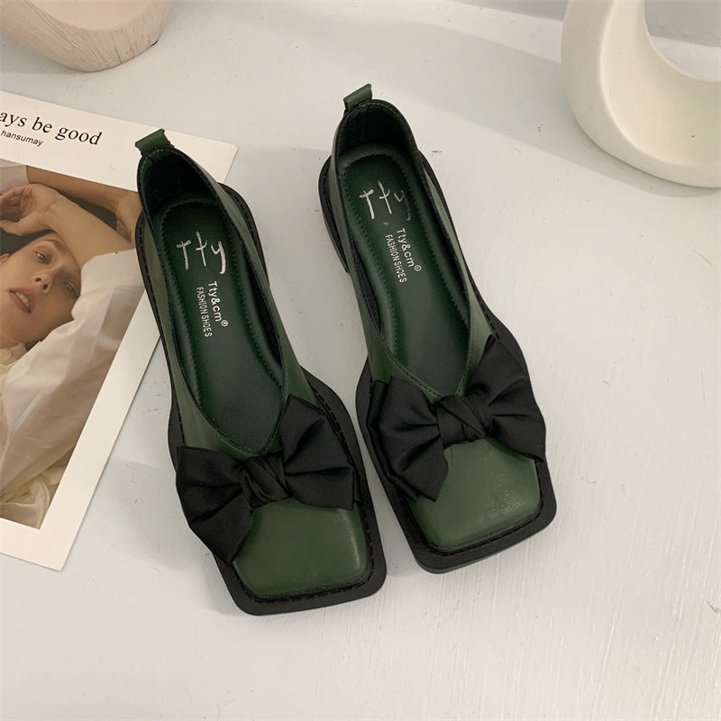 Wanwan Lei Style Bowknot Grandma Pumps