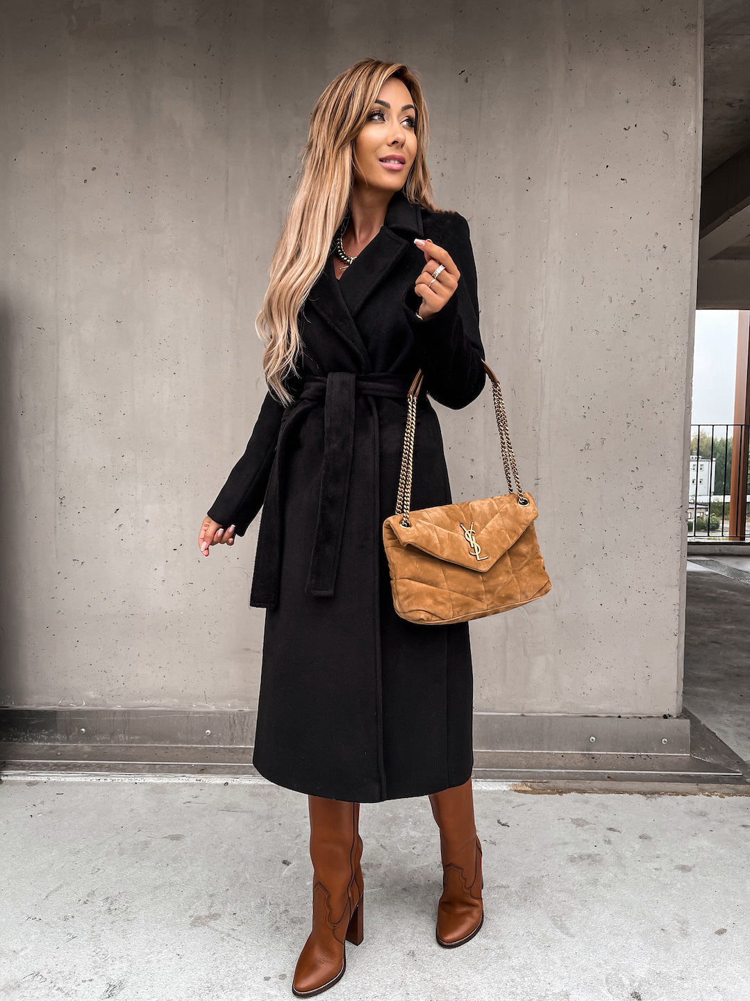 Woolen Coat Simple Fashion V-neck Lace Up Long Coat For Women