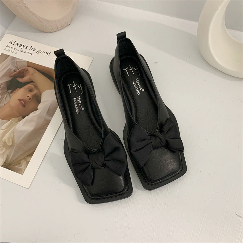 Wanwan Lei Style Bowknot Grandma Pumps