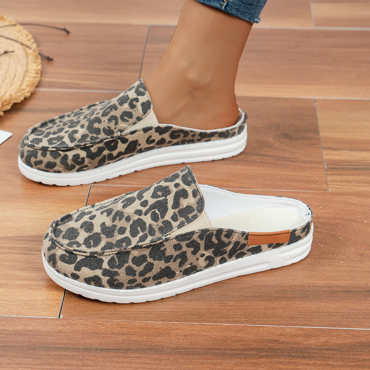 Women's Leopard Print Semi-support Slip-on Shoes