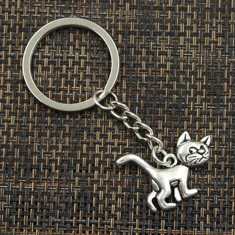 New Fashion Keychain 30x22mm Cat Pendants DIY Men Jewelry Car Key Chain Ring Holder Souvenir For Gift