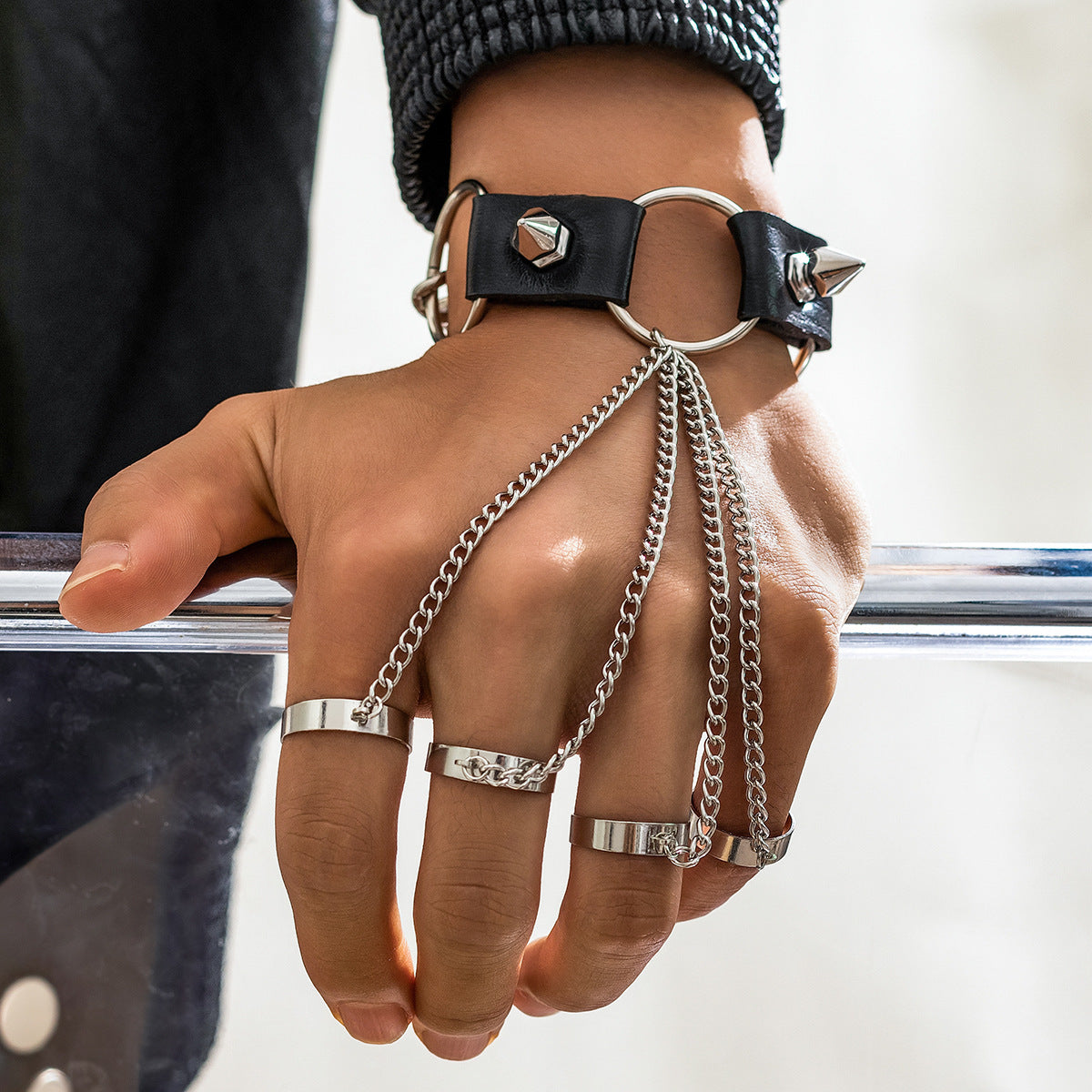 Fashion Cool Mitten-type Bracelet Men's Fashionable Leather Rivet Bracelet Hip Hop Niche